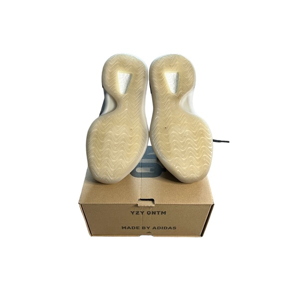 Yeezy Quantum Amber Tint Men’s Size 4.5 - Picture 7 of 7